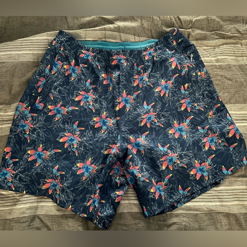 Floral Patterned BirdDogs Shorts
